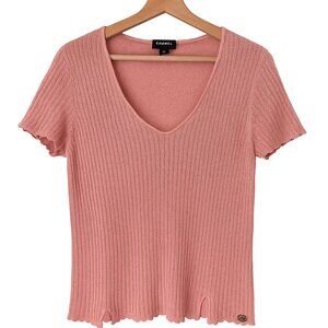 CHANEL Pink Knit Short-Sleeve Top w/ Logo Medallion (FR 38)